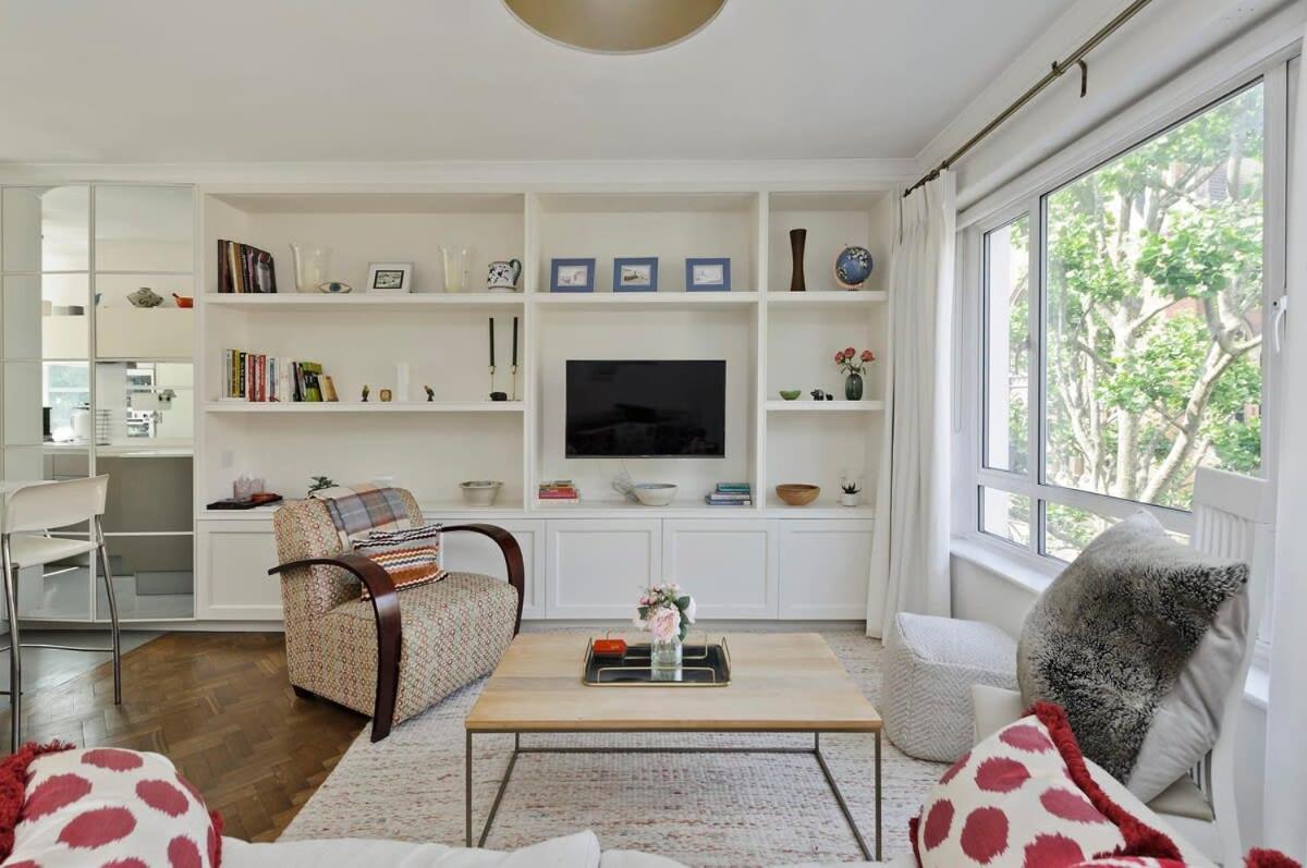 Leafy Earls Court 3 Bed Flat Appartamento Londra